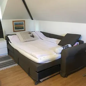 Near The Center With Bathroom And Kitchen Apartamento